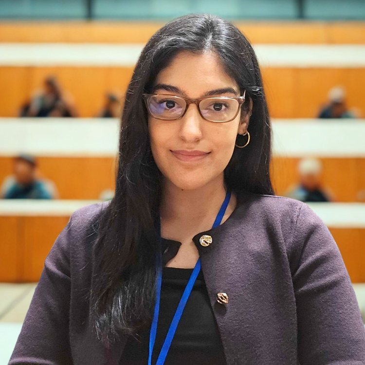 Divya Sharma Speaker image