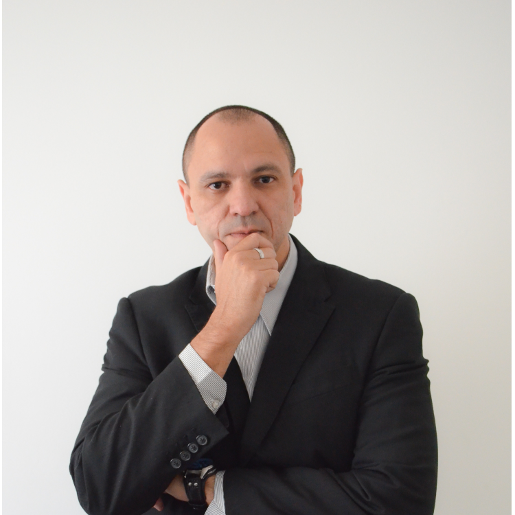 Flávio Maneira Speaker image
