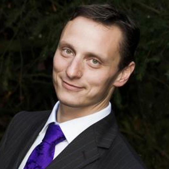 Adam Strudwick Speaker image