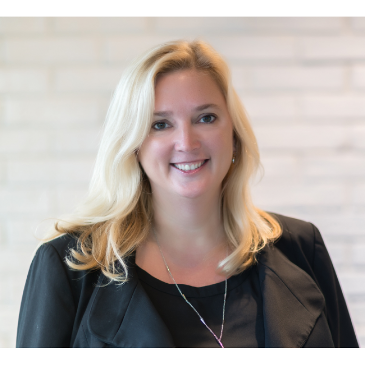 Jennifer de Palm Speaker image