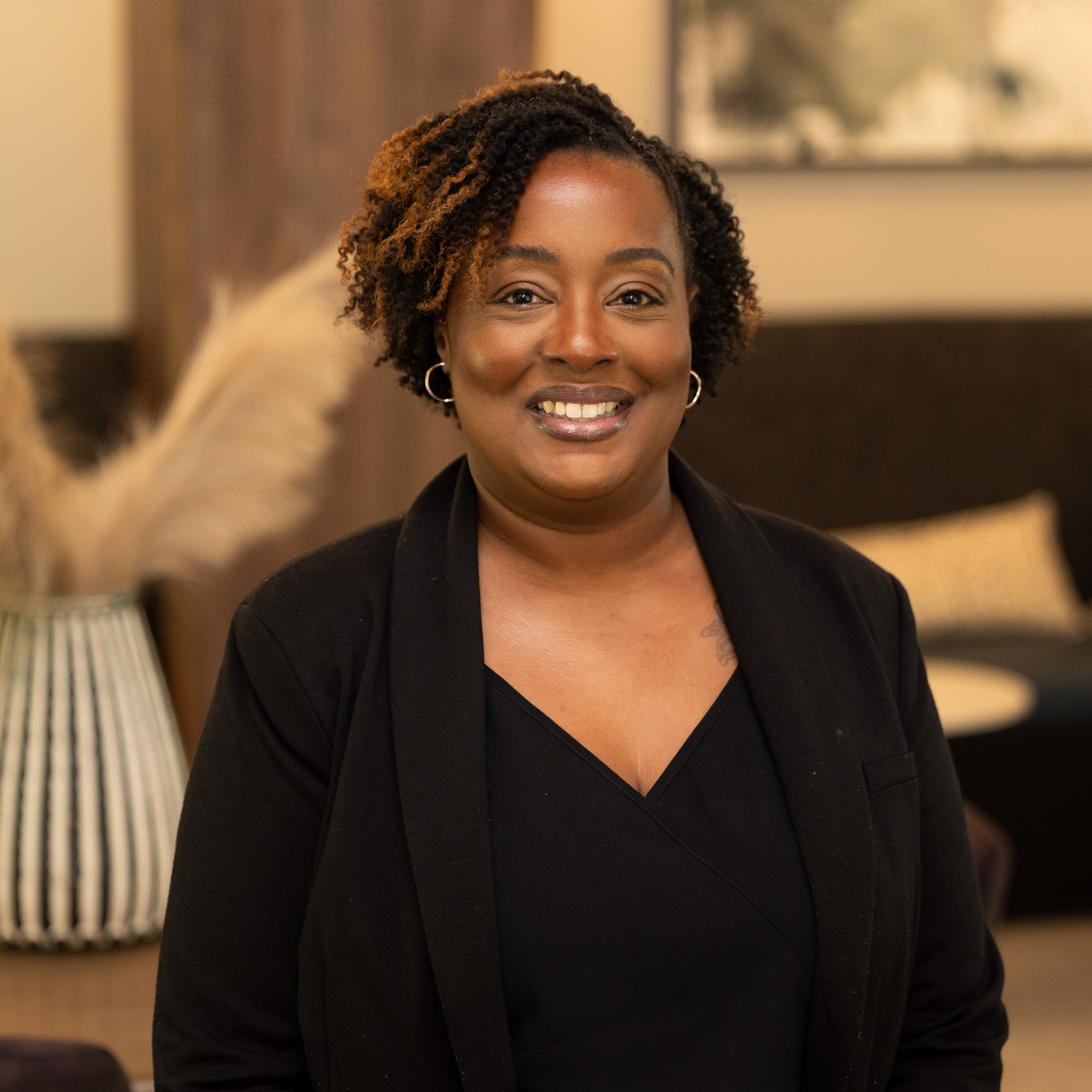 Crystal Carmon Speaker image