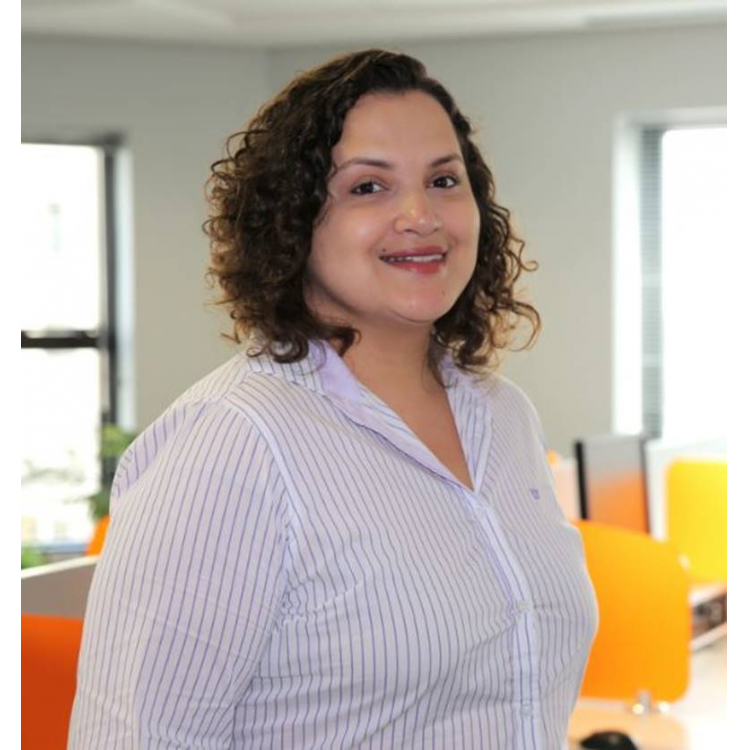 Renata Pereira Speaker image