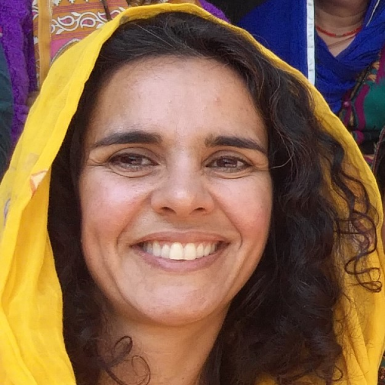Roberta Guimarães Speaker image